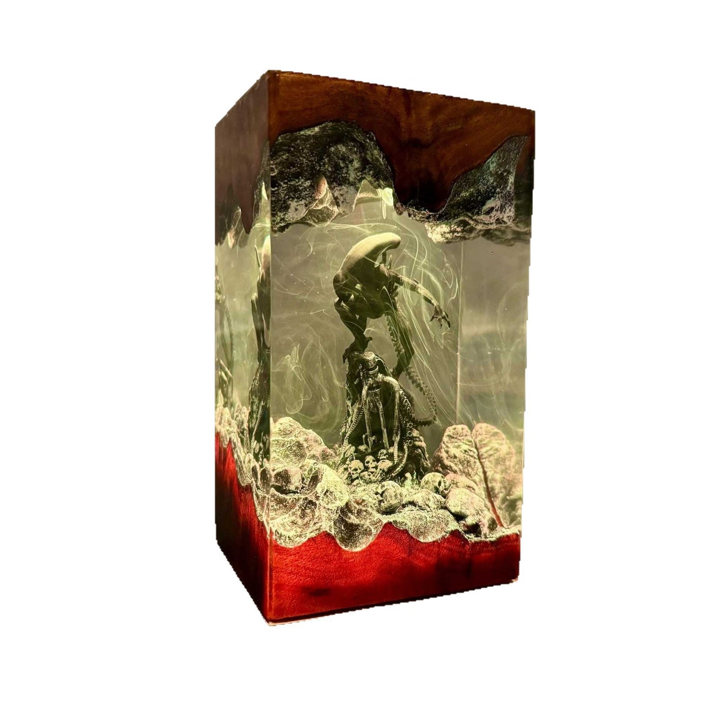Alien Resin Lamp – Sci-Fi Movie Gift, LED Epoxy Night Light
